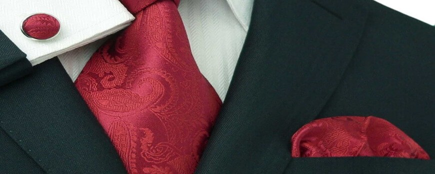 انتخاب مناسب کراوات برای کت و شلوار مشکی
